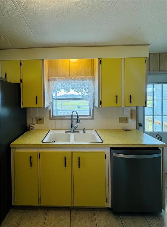 320 ALOHA DRIVE photo 19