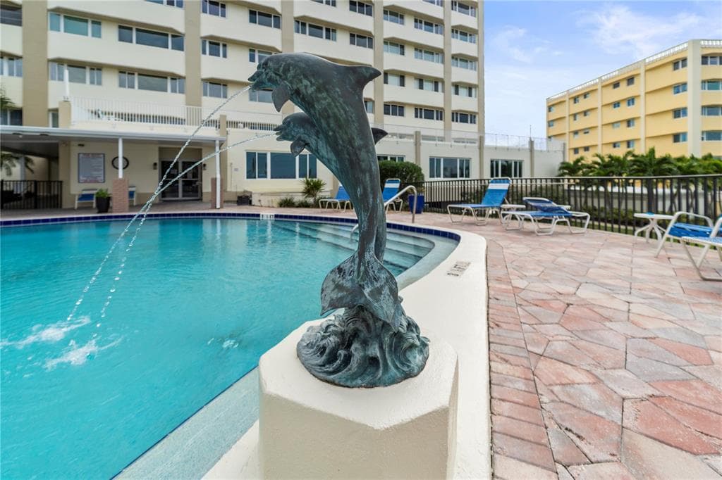 100 BLUFF VIEW DRIVE 609A photo 23
