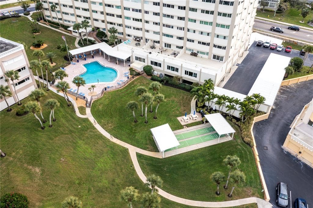 100 BLUFF VIEW DRIVE 609A photo 22