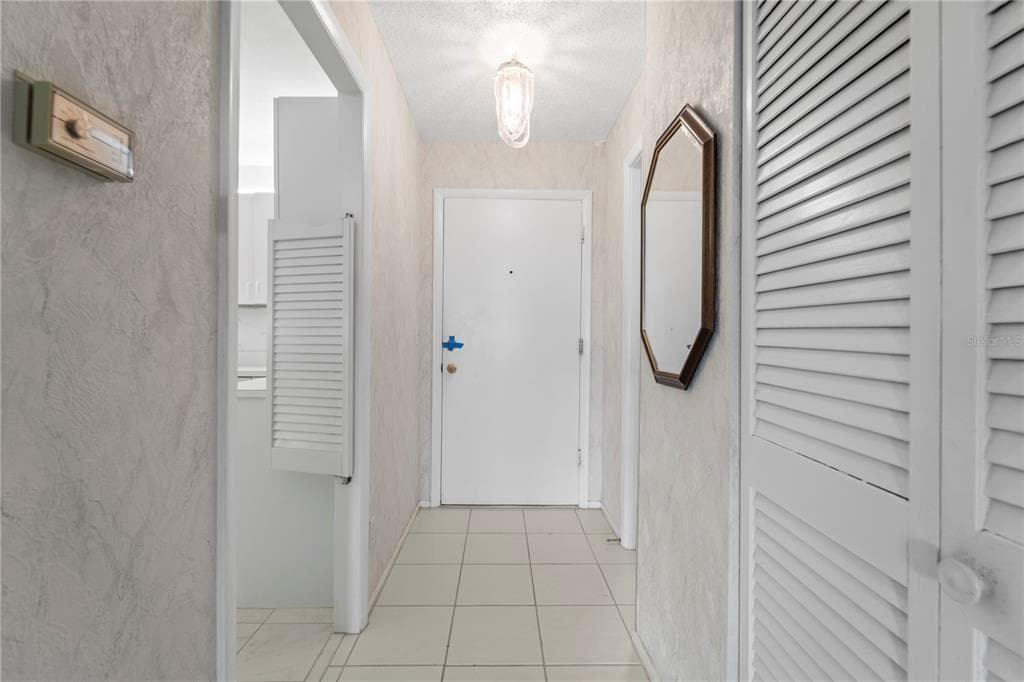 100 BLUFF VIEW DRIVE 609A photo 20