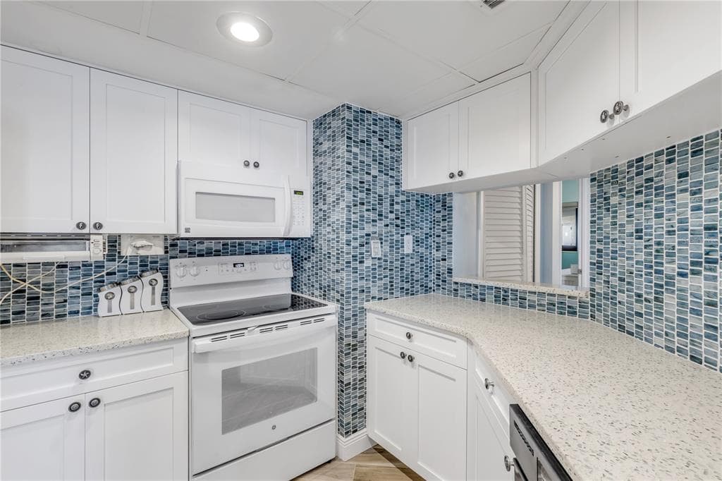 5207 S ATLANTIC AVENUE 924 photo 17