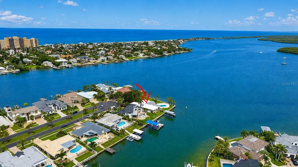 891 ISLAND WAY photo 3