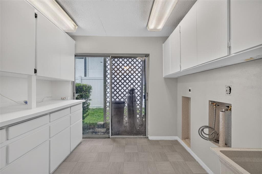 891 ISLAND WAY photo 18