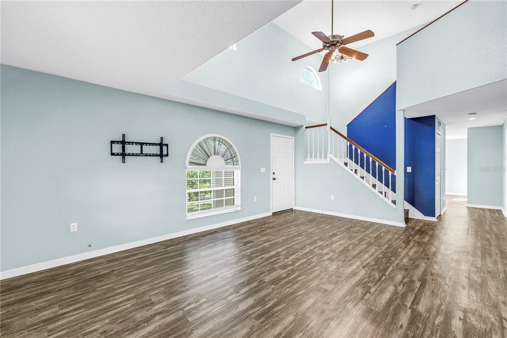 9049 ANTIGUA DRIVE photo 13