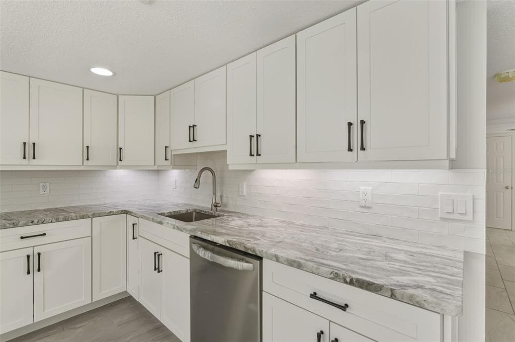 5055 N BEACH ROAD 108 photo 8