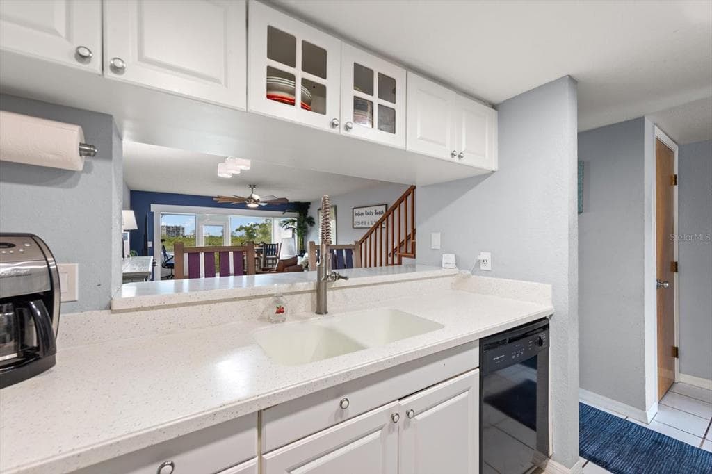 9434 TARA CAY COURT 25 photo 14
