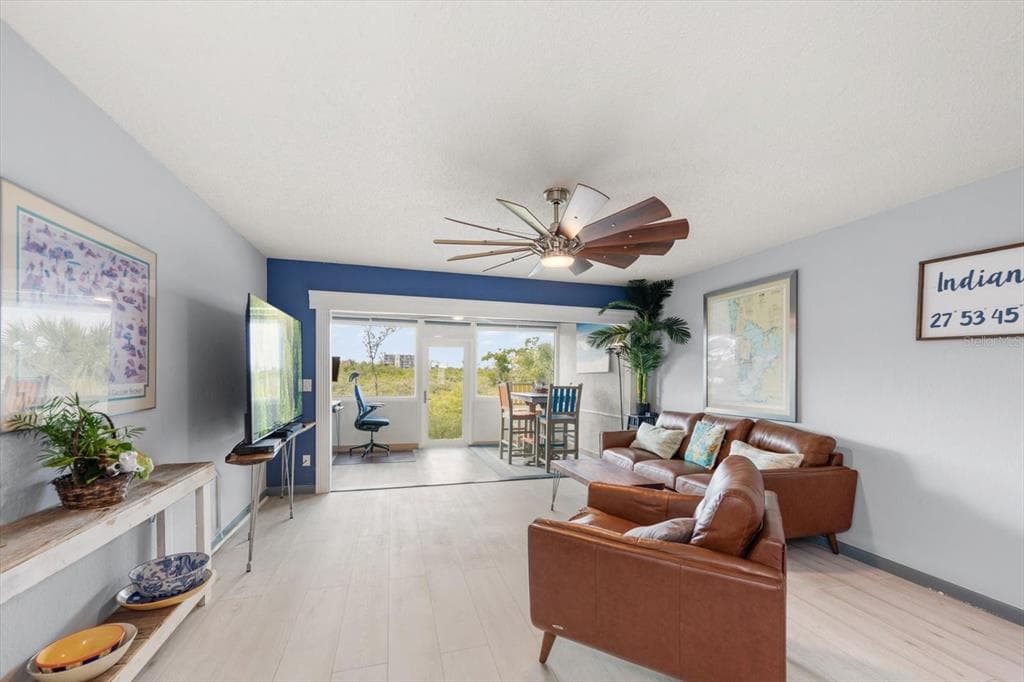 9434 TARA CAY COURT 25 photo 8