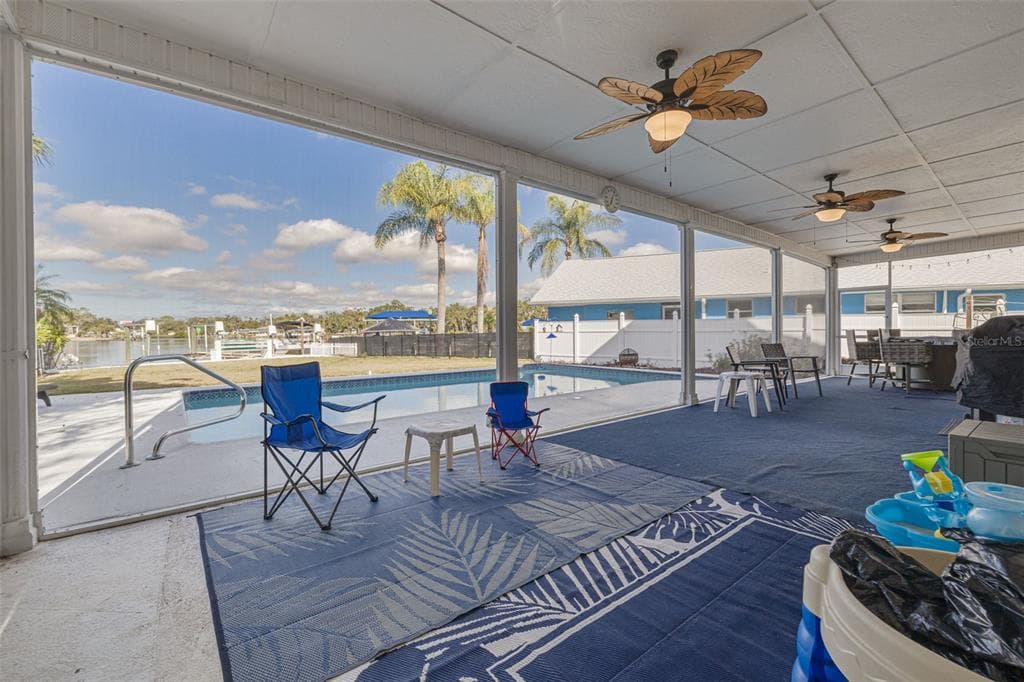 5531 MANATEE POINT DRIVE photo 18