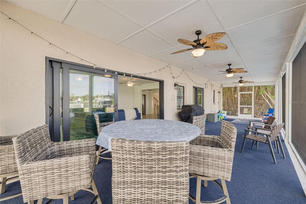 5531 MANATEE POINT DRIVE photo 15
