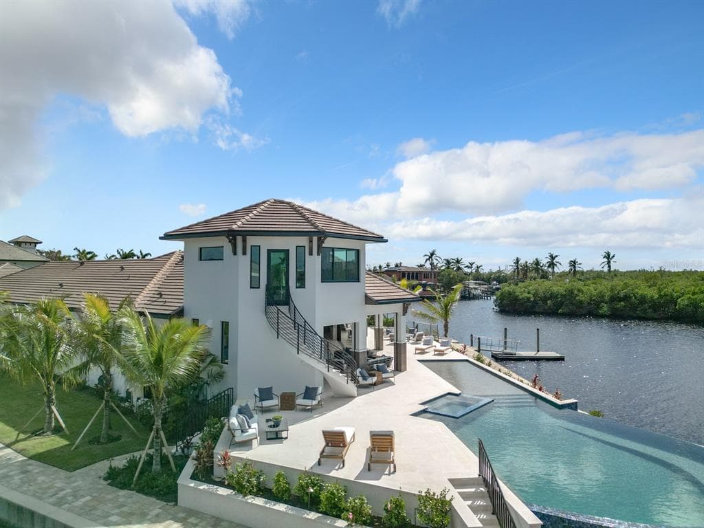 14201 BAY DRIVE photo 1