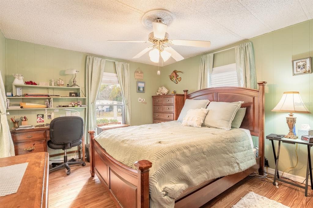 109 DOUGLAS STREET photo 15