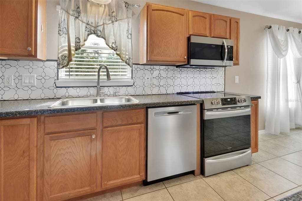 43746 SUNSET DRIVE photo 19