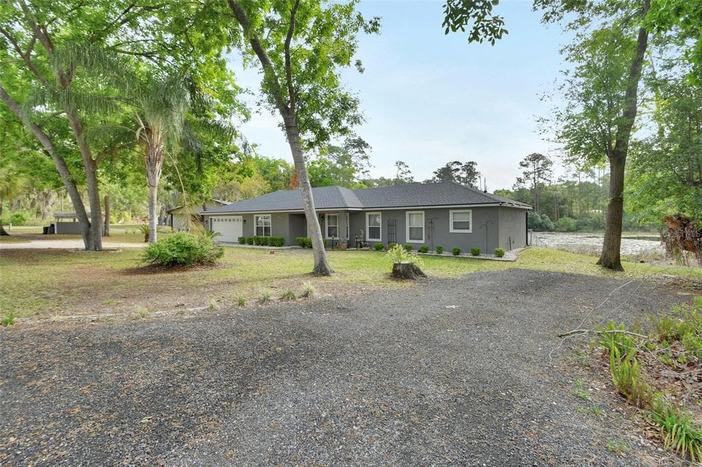 43746 SUNSET DRIVE photo 4