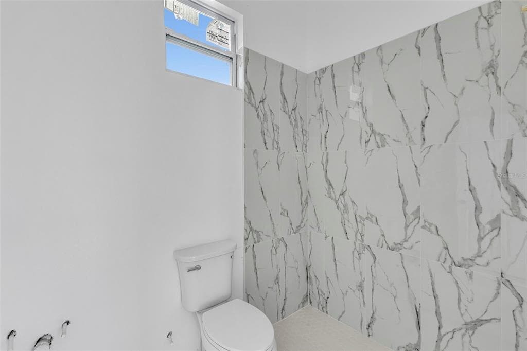 15116 BRAINBRIDGE CIRCLE photo 25