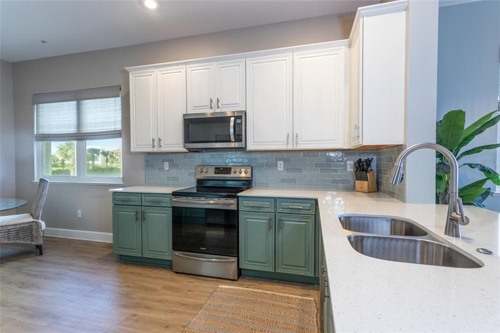 600 CINNAMON BEACH WAY 521 photo 9