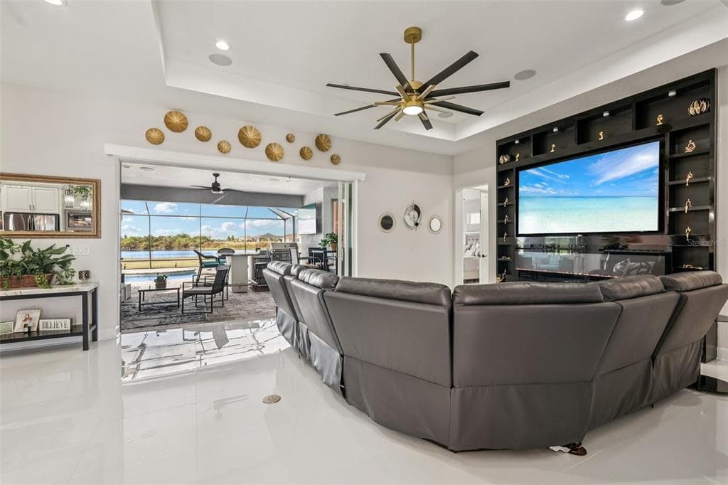 5027 LAKE TOSCANA DRIVE photo 14