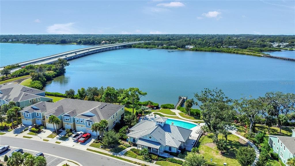 9009 PALM KEY AVENUE photo 1