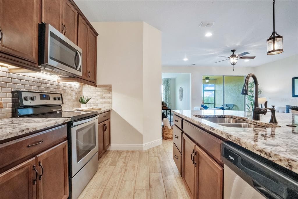 9009 PALM KEY AVENUE photo 11