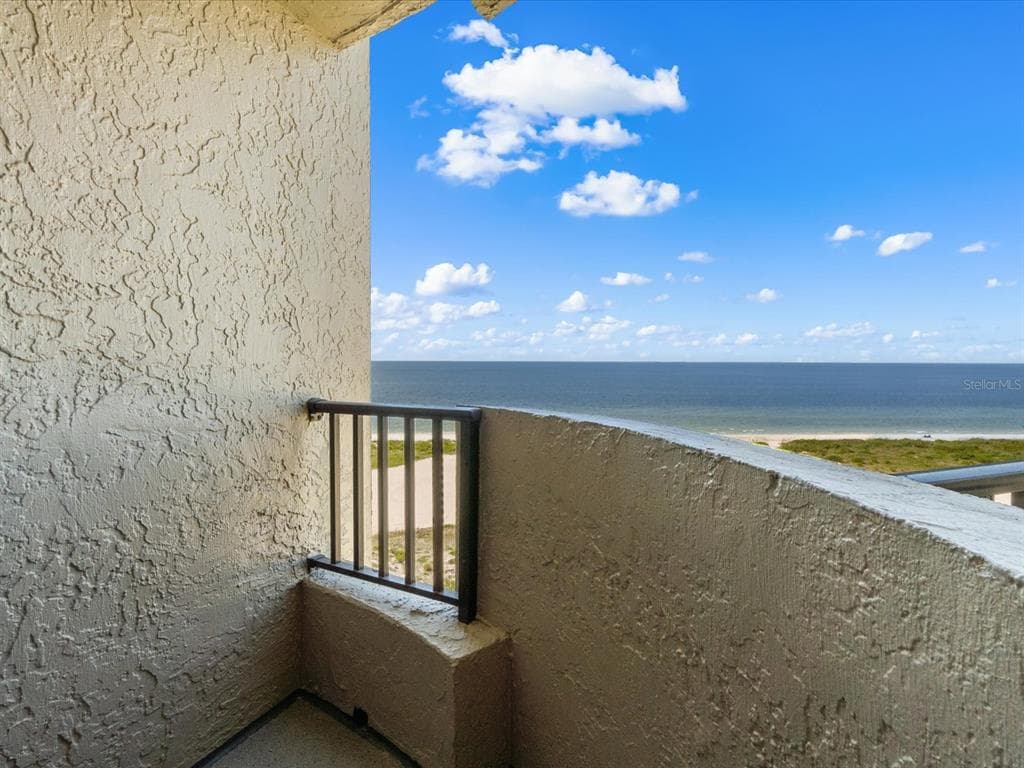 1290 GULF BOULEVARD 903 photo 22