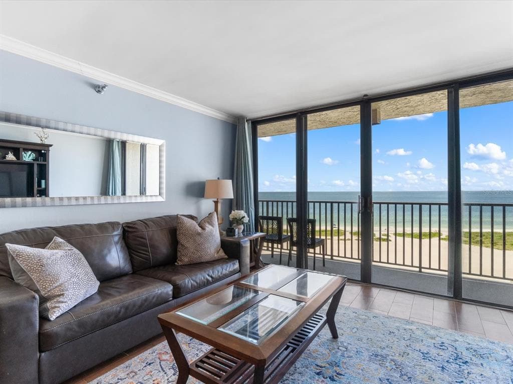 1290 GULF BOULEVARD 903 photo 8