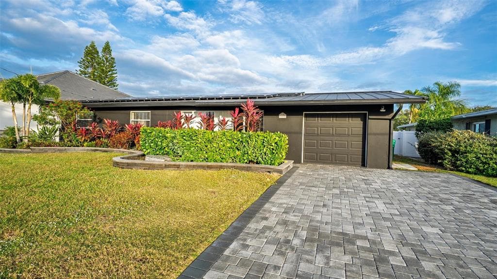 113 DELEON ROAD photo 2