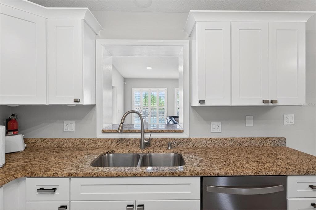 113 DELEON ROAD photo 19