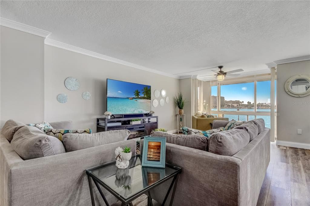 644 ISLAND WAY 101 photo 7