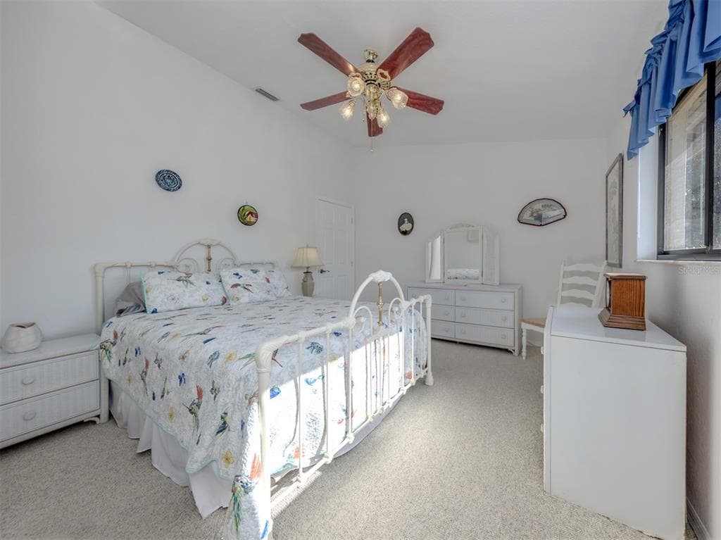 17127 CAPE HORN BOULEVARD photo 16
