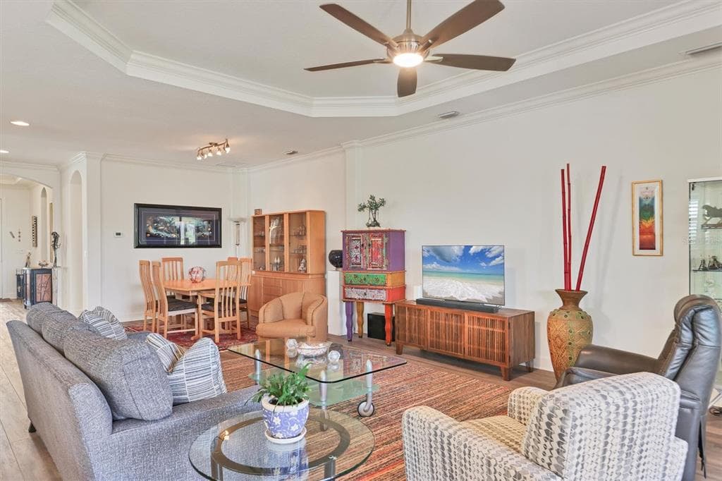 2414 VACCARO DRIVE photo 10