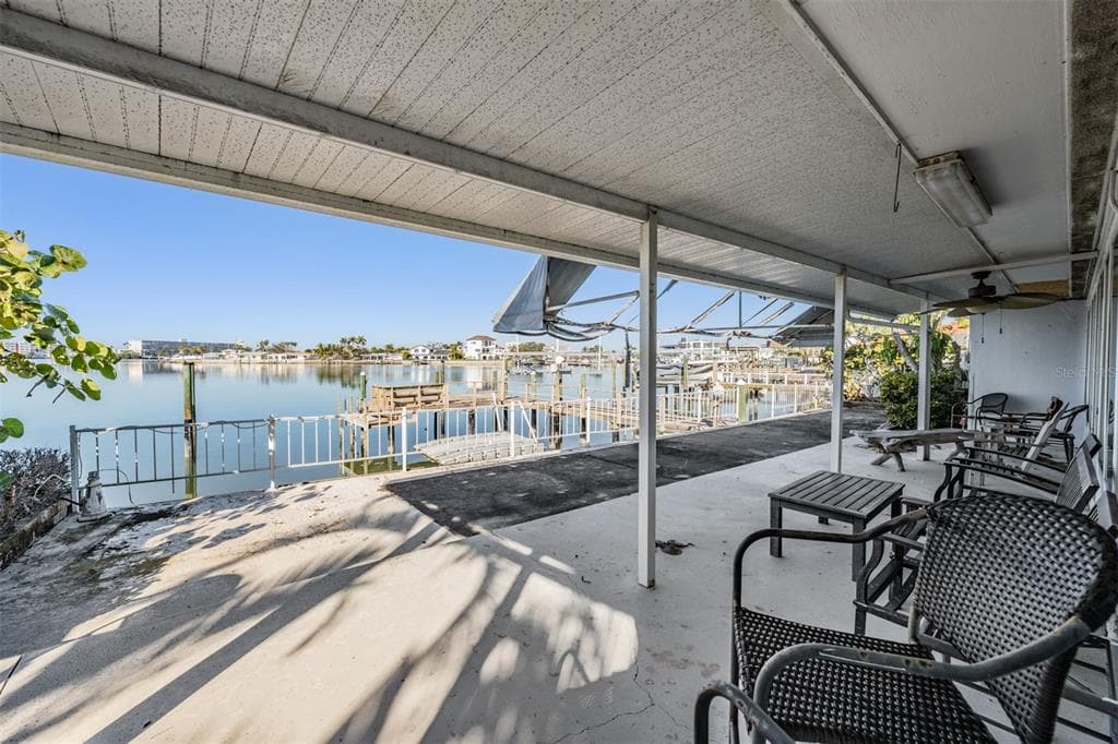 1854 DOLPHIN BOULEVARD S photo 25