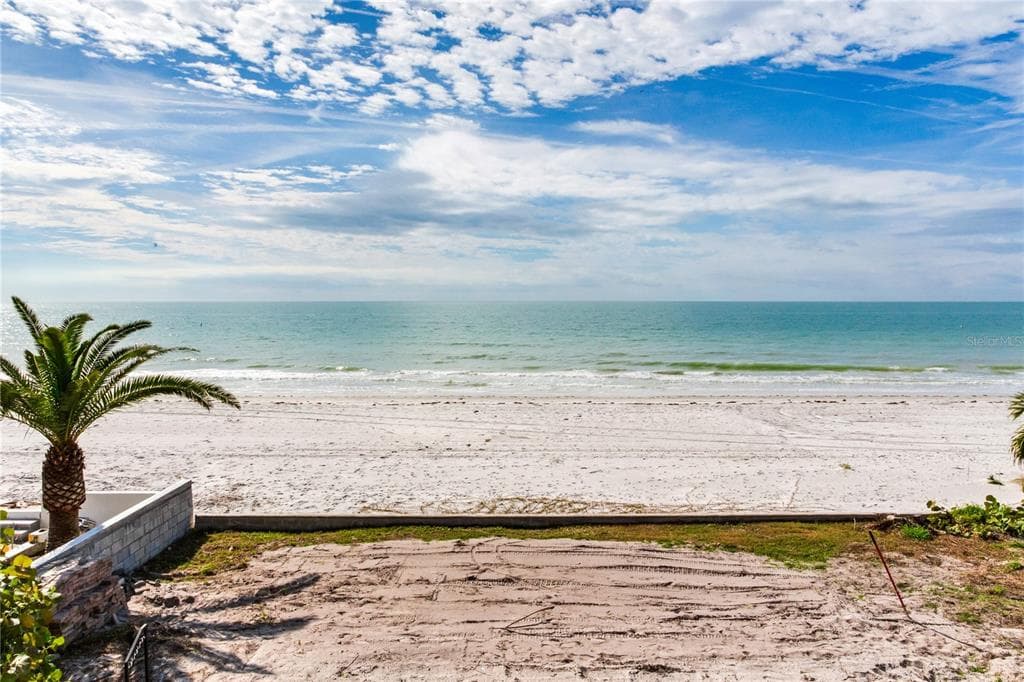 16116 GULF BOULEVARD photo 7