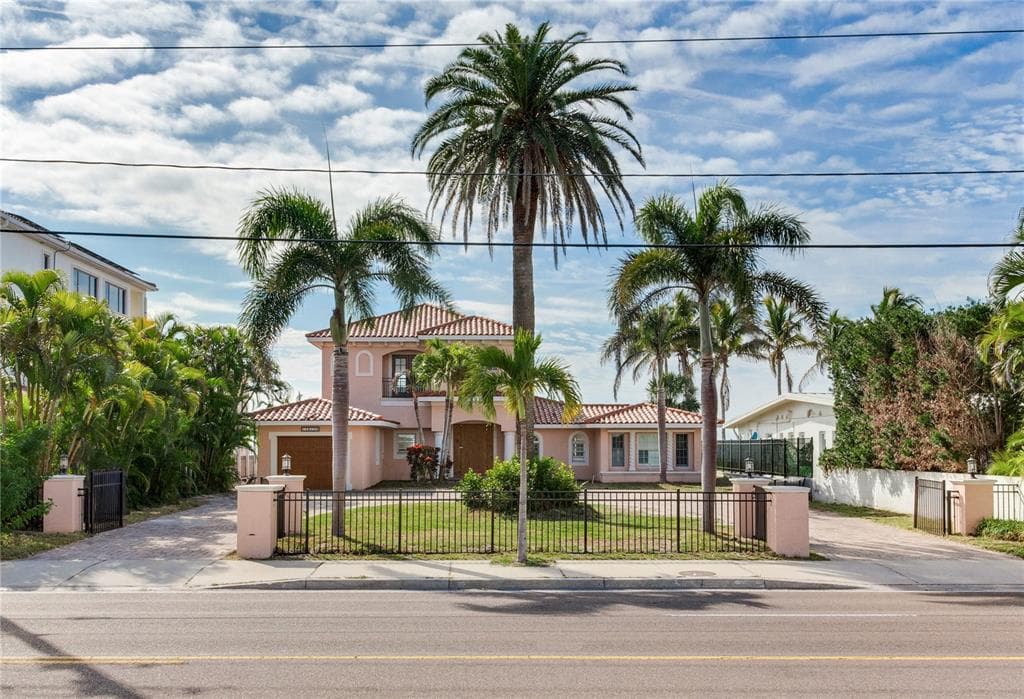 16116 GULF BOULEVARD photo 9