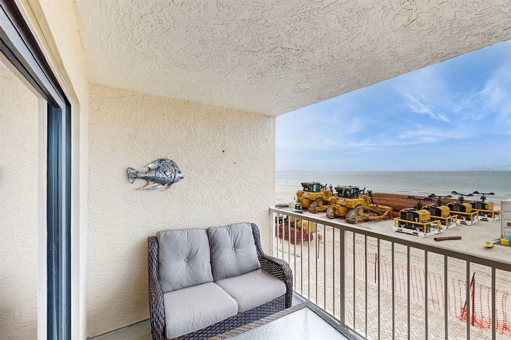 19236 GULF BOULEVARD 104 photo 18