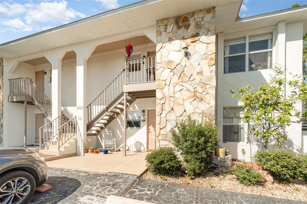 2700 MAGDALINA DRIVE #2B 2