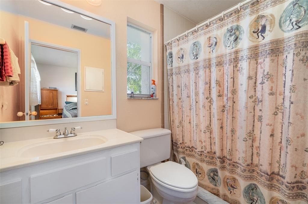 2700 MAGDALINA DRIVE 2B photo 18