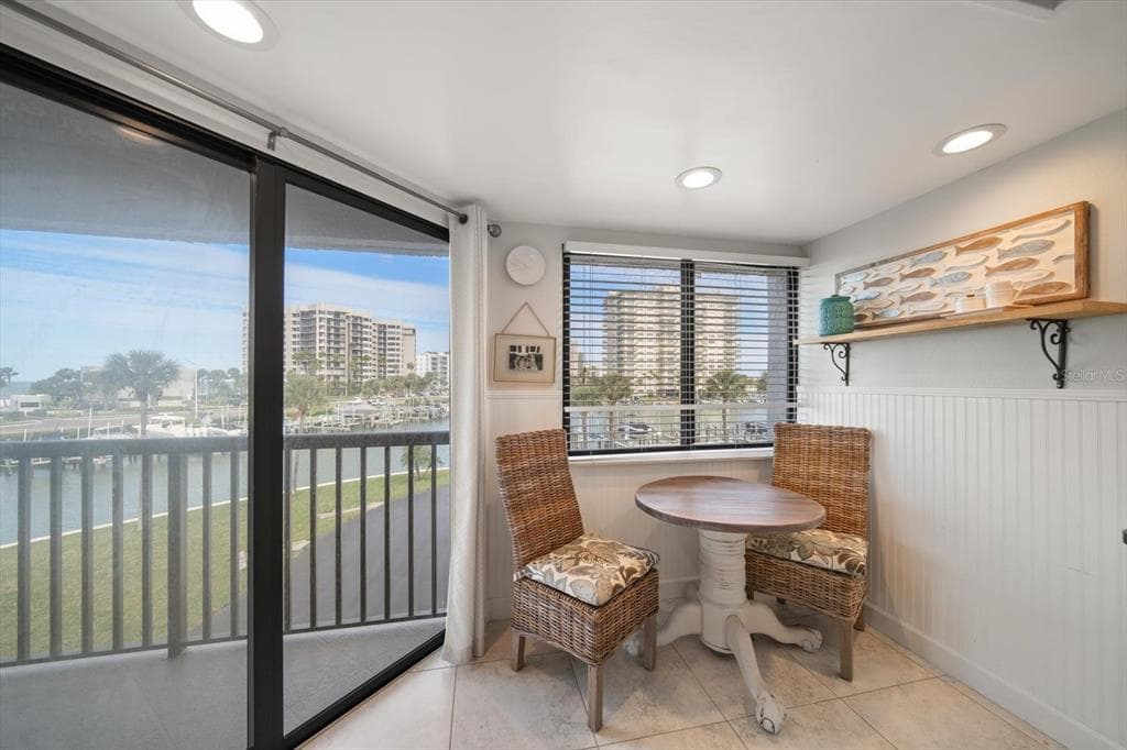 1651 SAND KEY ESTATES COURT 28 photo 20