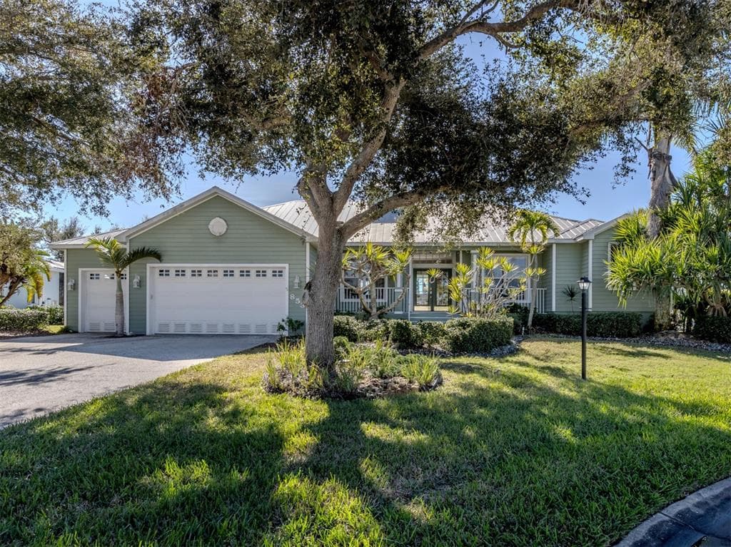 853 HILLCREST DRIVE photo 2