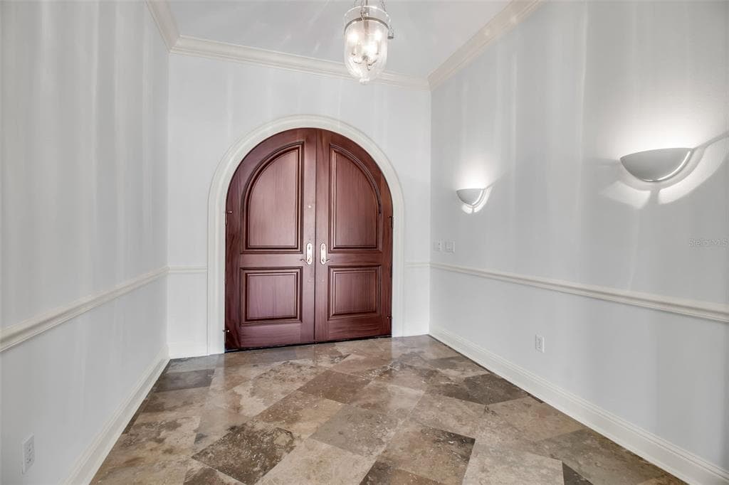 1389 TANGIER WAY photo 11
