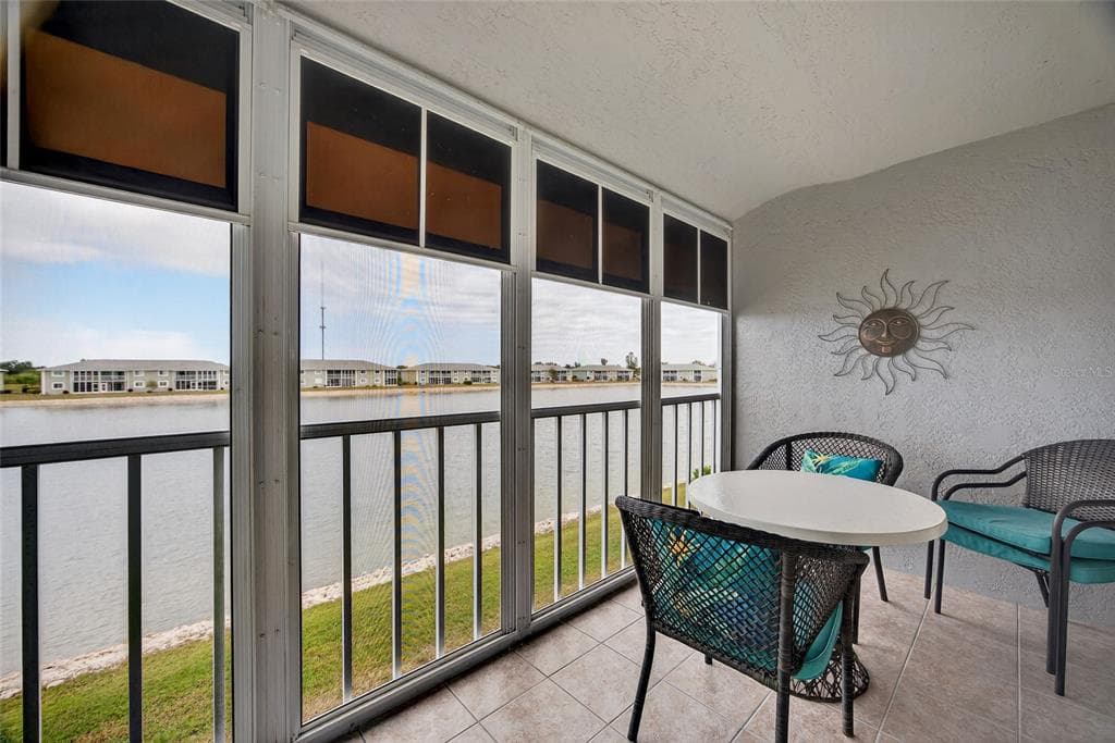 3310 LOVELAND BOULEVARD 405 photo 16