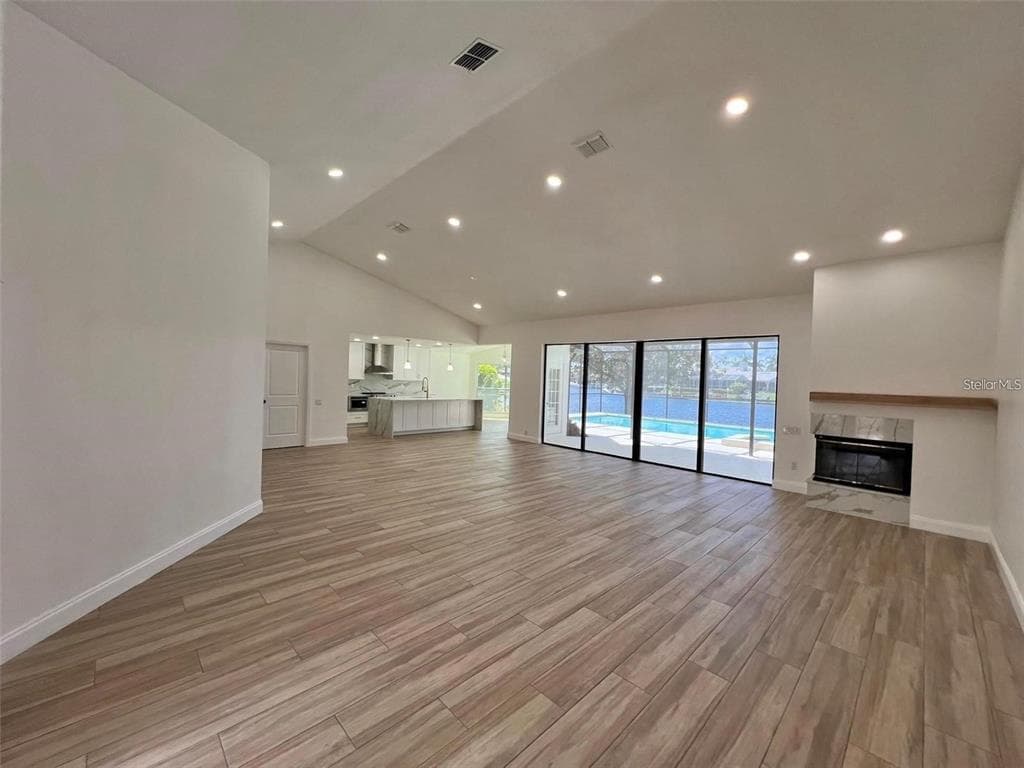 4804 LONGWATER WAY photo 15