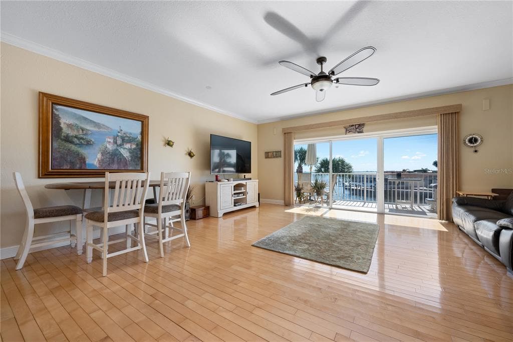 9923 MANATEE AVENUE W photo 3