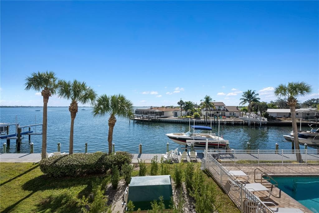 9923 MANATEE AVENUE W photo 8