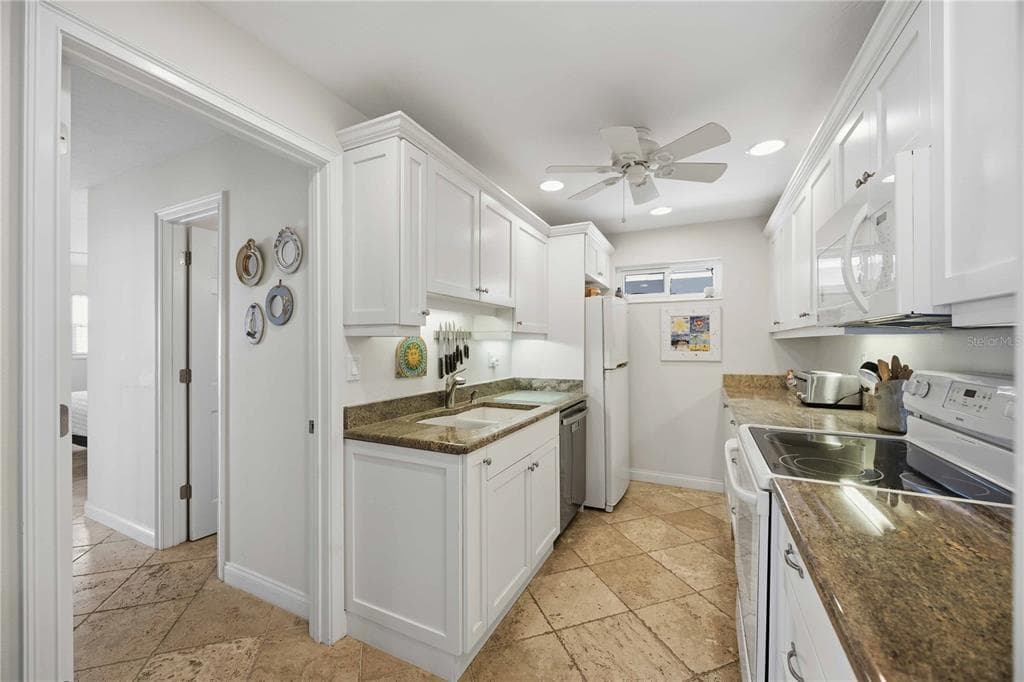 6005 MIDNIGHT PASS ROAD N4 photo 15