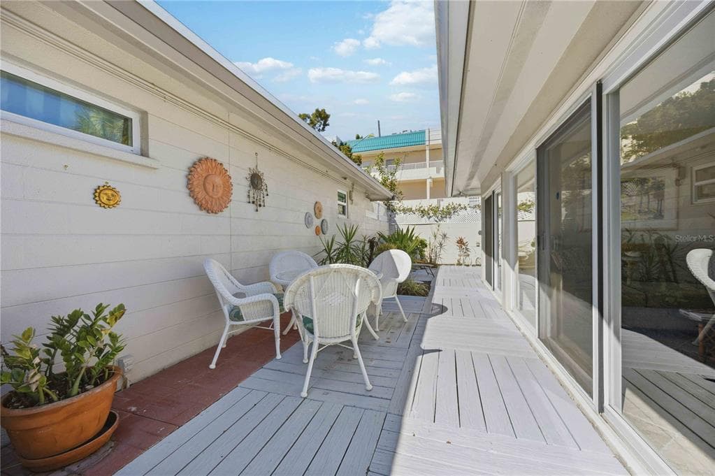 6005 MIDNIGHT PASS ROAD N4 photo 25
