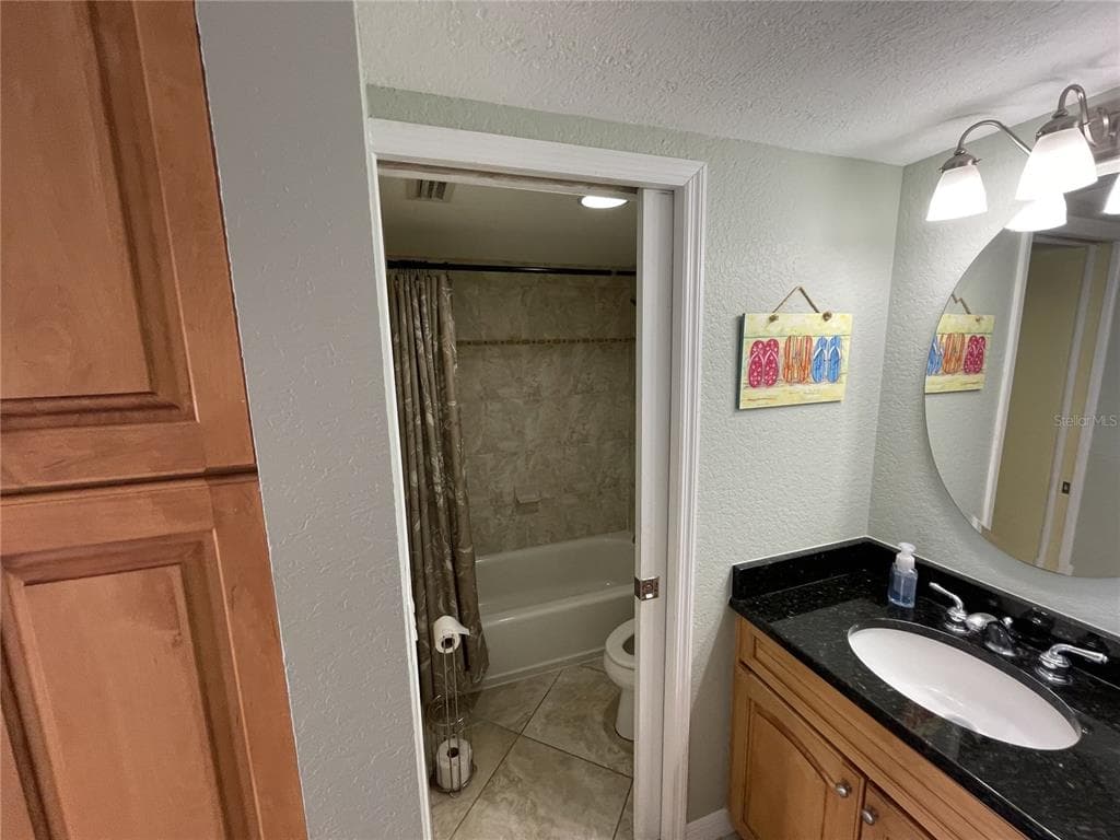 445 HAMDEN DRIVE 505 photo 23