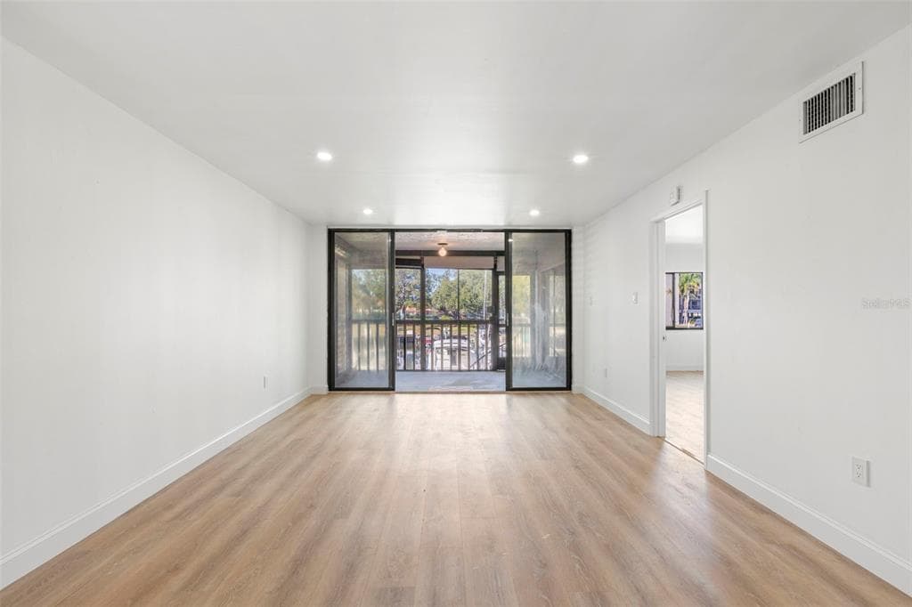 1802 MARINER DRIVE 21 photo 17