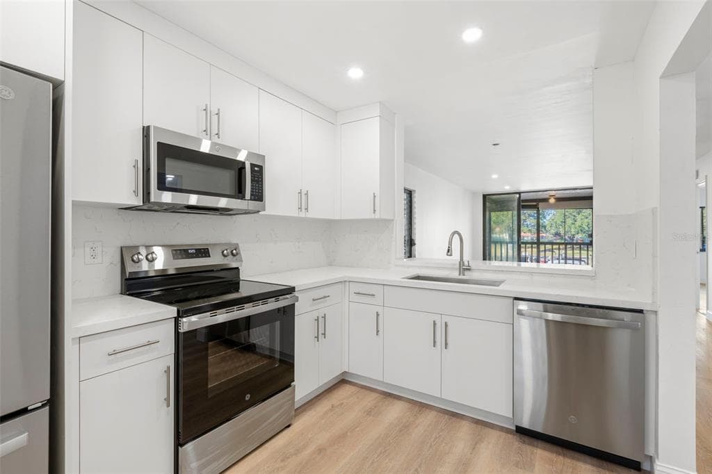 1802 MARINER DRIVE 21 photo 9
