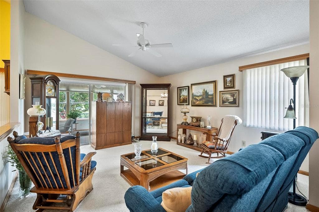 8 SEA VISTA DRIVE photo 13