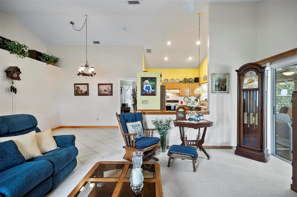 8 SEA VISTA DRIVE photo 15