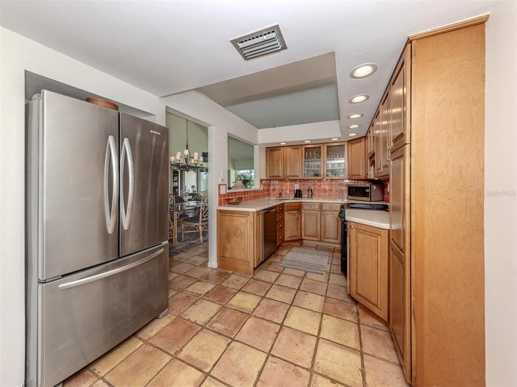 786 SARABAY ROAD 19 photo 16